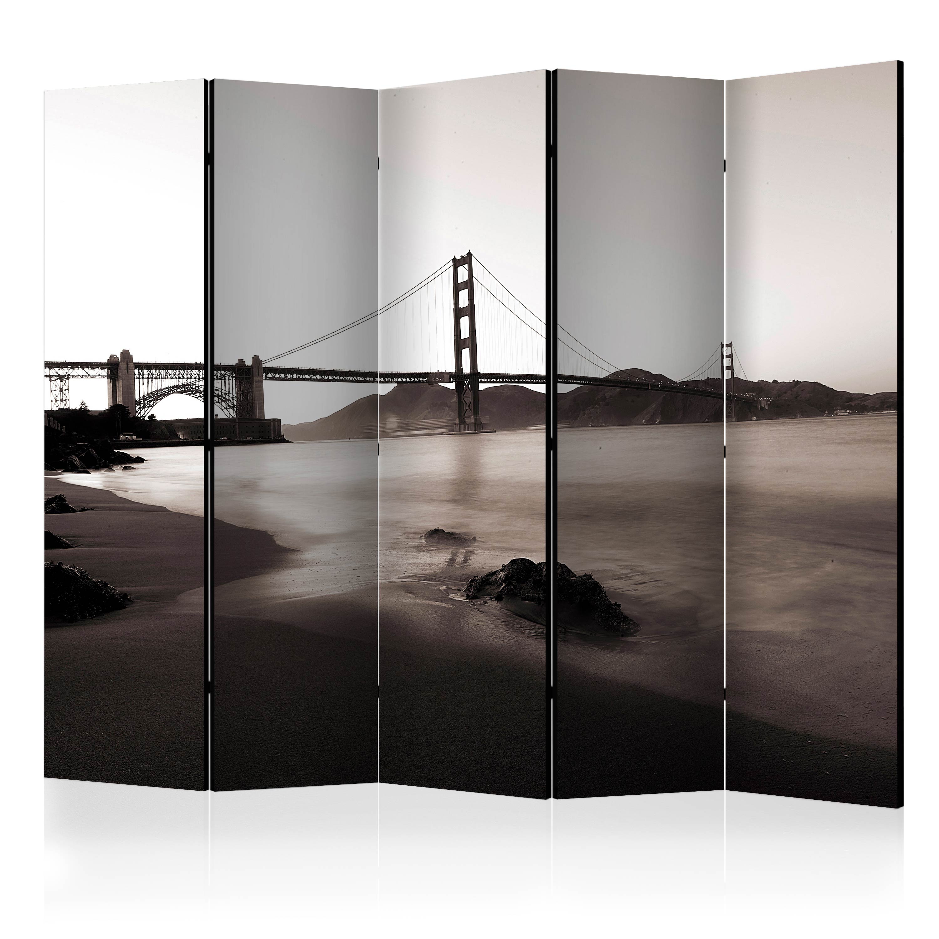 Room Divider - San Francisco: Golden Gate Bridge in black and white II [Room Dividers] - 225x172